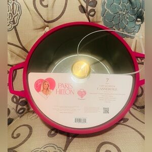 Paris Hilton 7 QT Pink Cast Aluminum Dutch Oven
